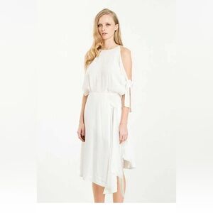 NWT ELLIATT CAPTIVATE COLD SHOULDER DRESS WHITE Sz Small